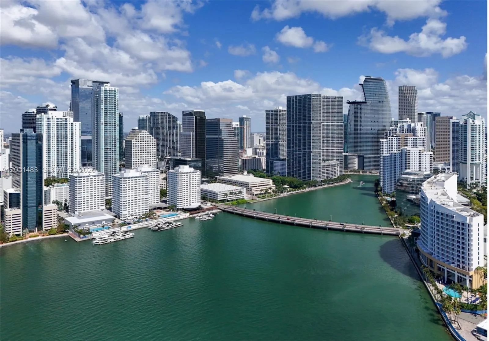 905 Brickell Bay Dr # 1523, Miami, FL 33131 photo 2