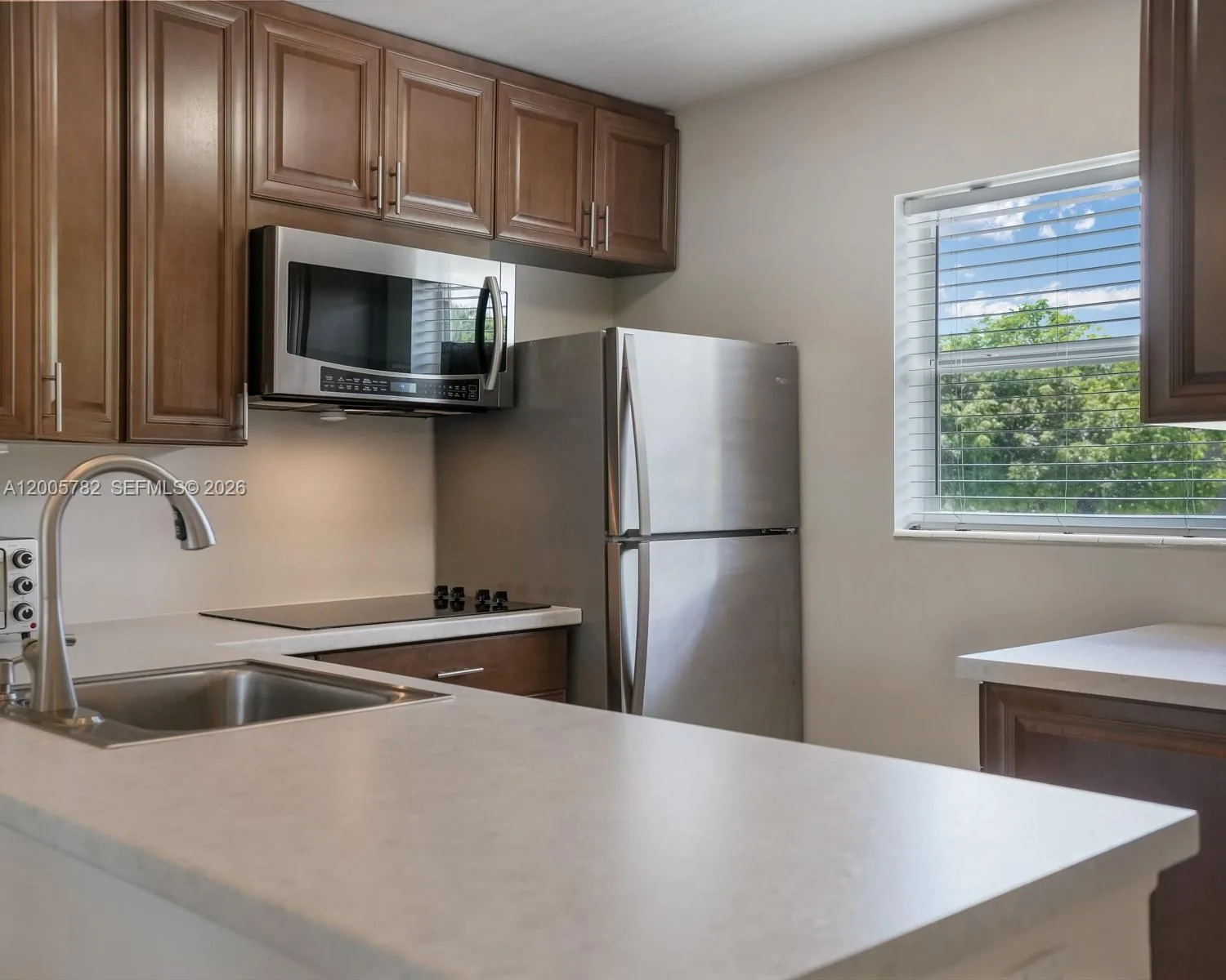 3506 NW 49th Ave # 511, Lauderdale Lakes, FL 33319 — zdjęcie 4