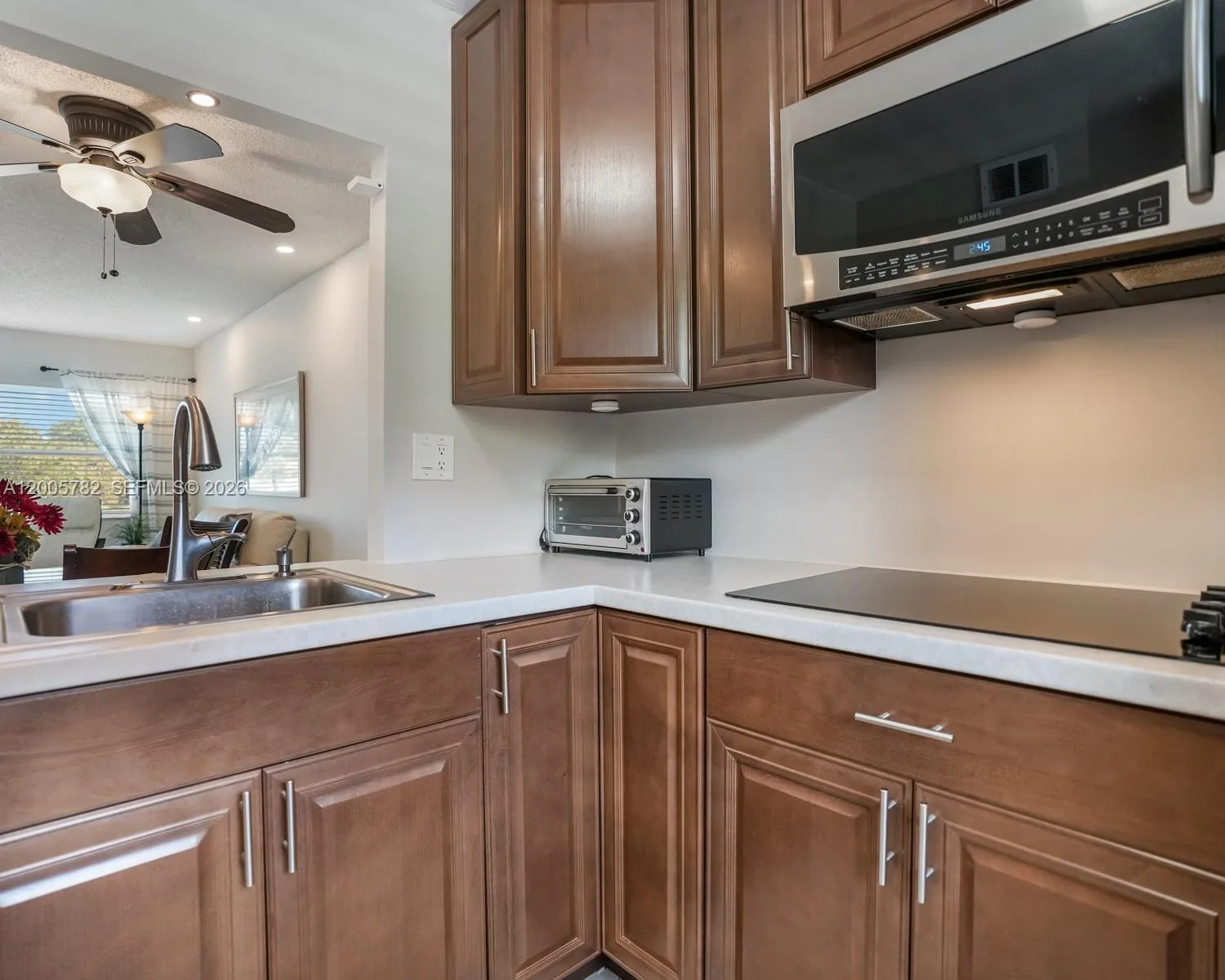 3506 NW 49th Ave # 511, Lauderdale Lakes, FL 33319 — zdjęcie 5