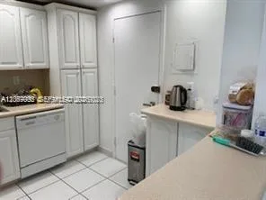 300 Bayview Dr # 508, Sunny Isles Beach, FL 33160 photo 6