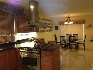 818 Garnet Cir, Weston, FL 33326 photo 4