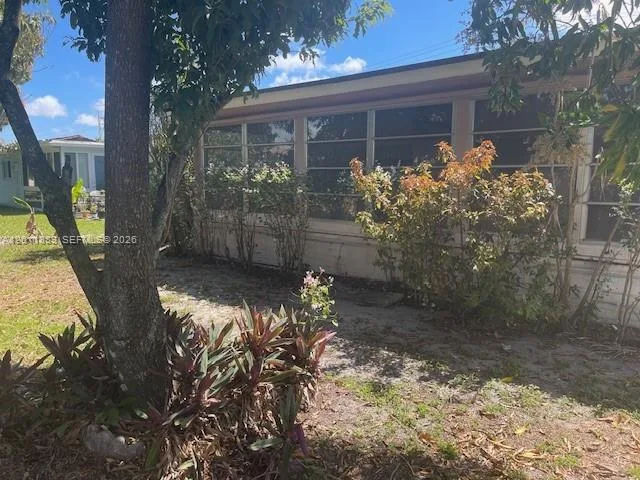 4501 Mainland Dr, Tamarac, FL 33319 photo 11