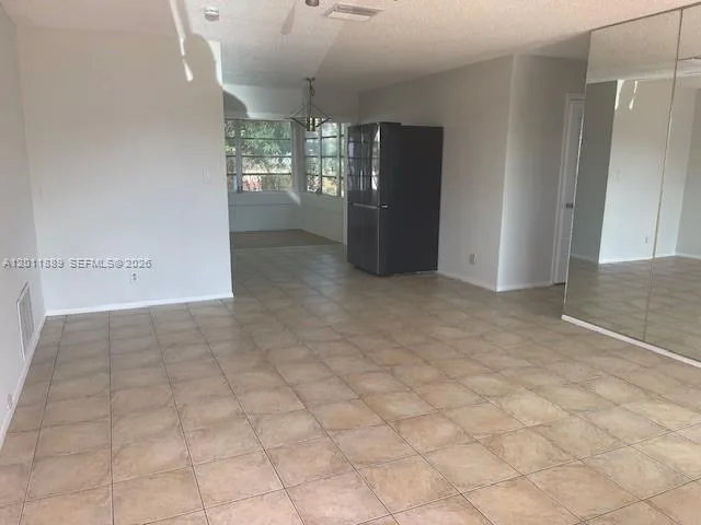 4501 Mainland Dr, Tamarac, FL 33319 photo 7