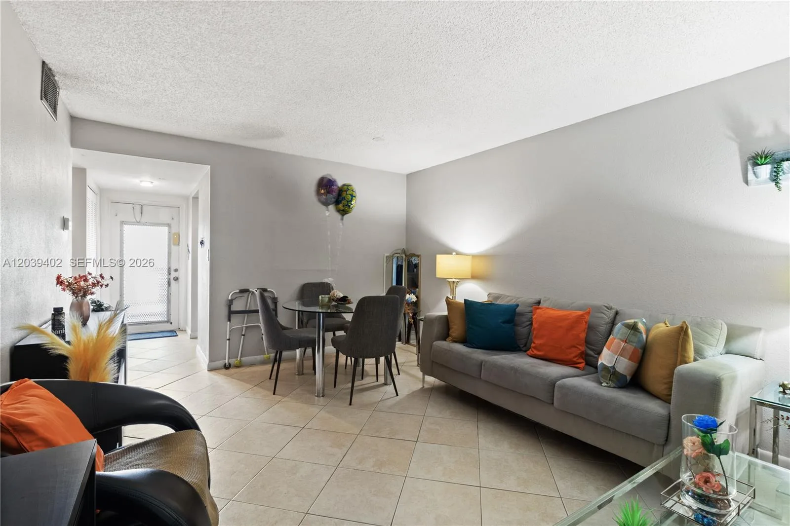 9281 Sunrise Lakes Blvd # 308, Sunrise, FL 33322 photo 3