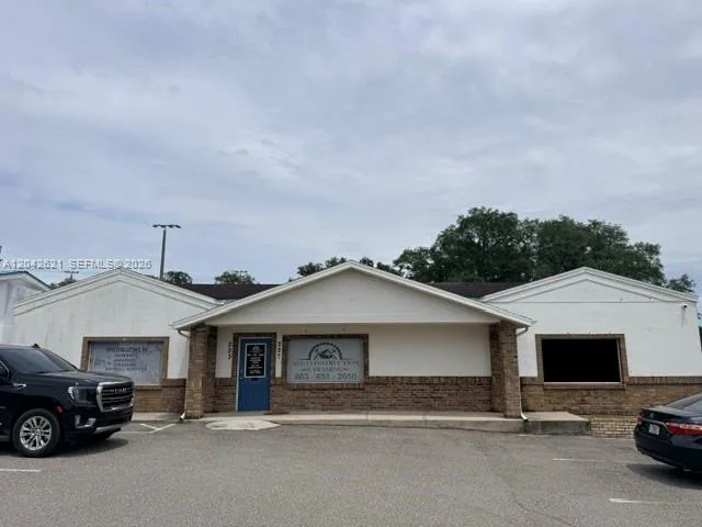 223 Commonwealth Ave SW, Other City - In The State Of Florida, FL 33868