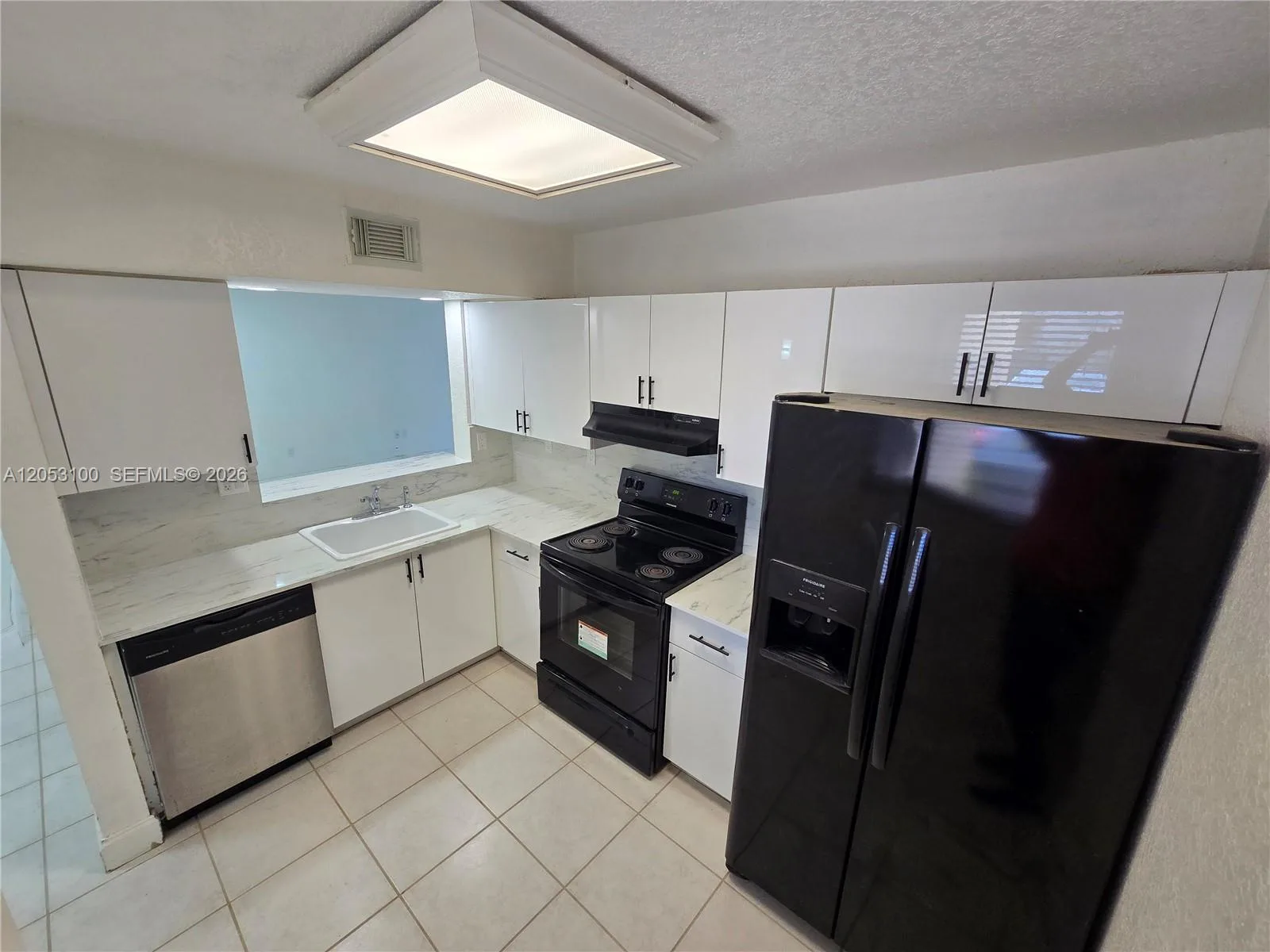 12555 NW 11th Way # 103, Miami, FL 33182 photo 4