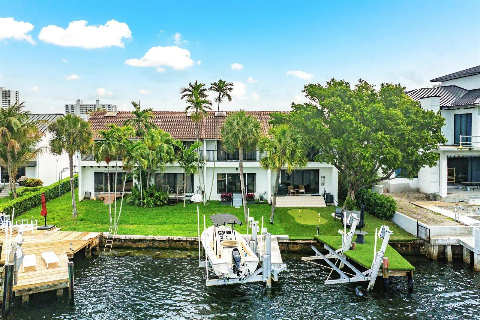 605 NE 19th Avenue, Deerfield Beach, FL 33441