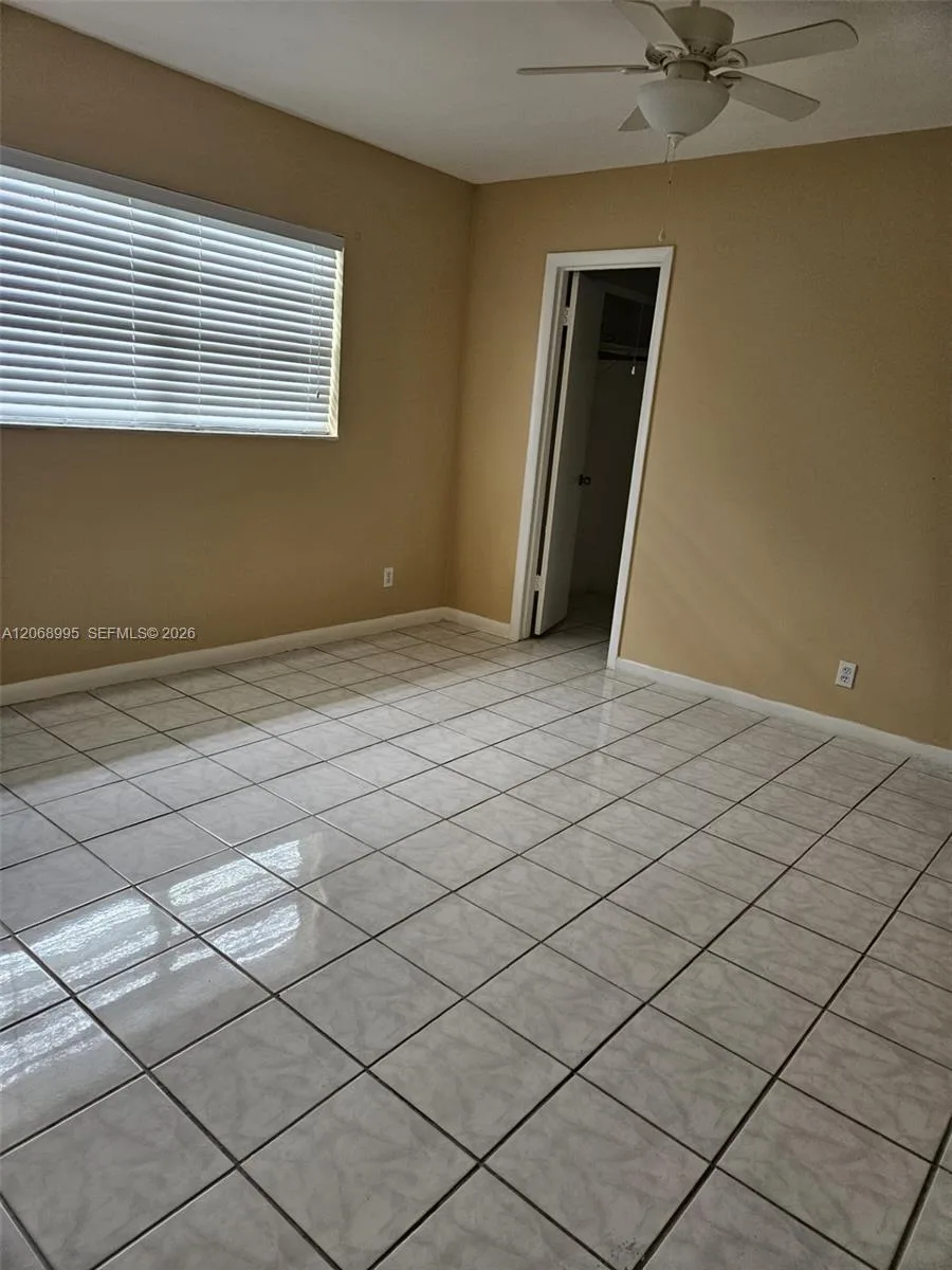1008 NE 34th Ct # A, Oakland Park, FL 33334 photo 5