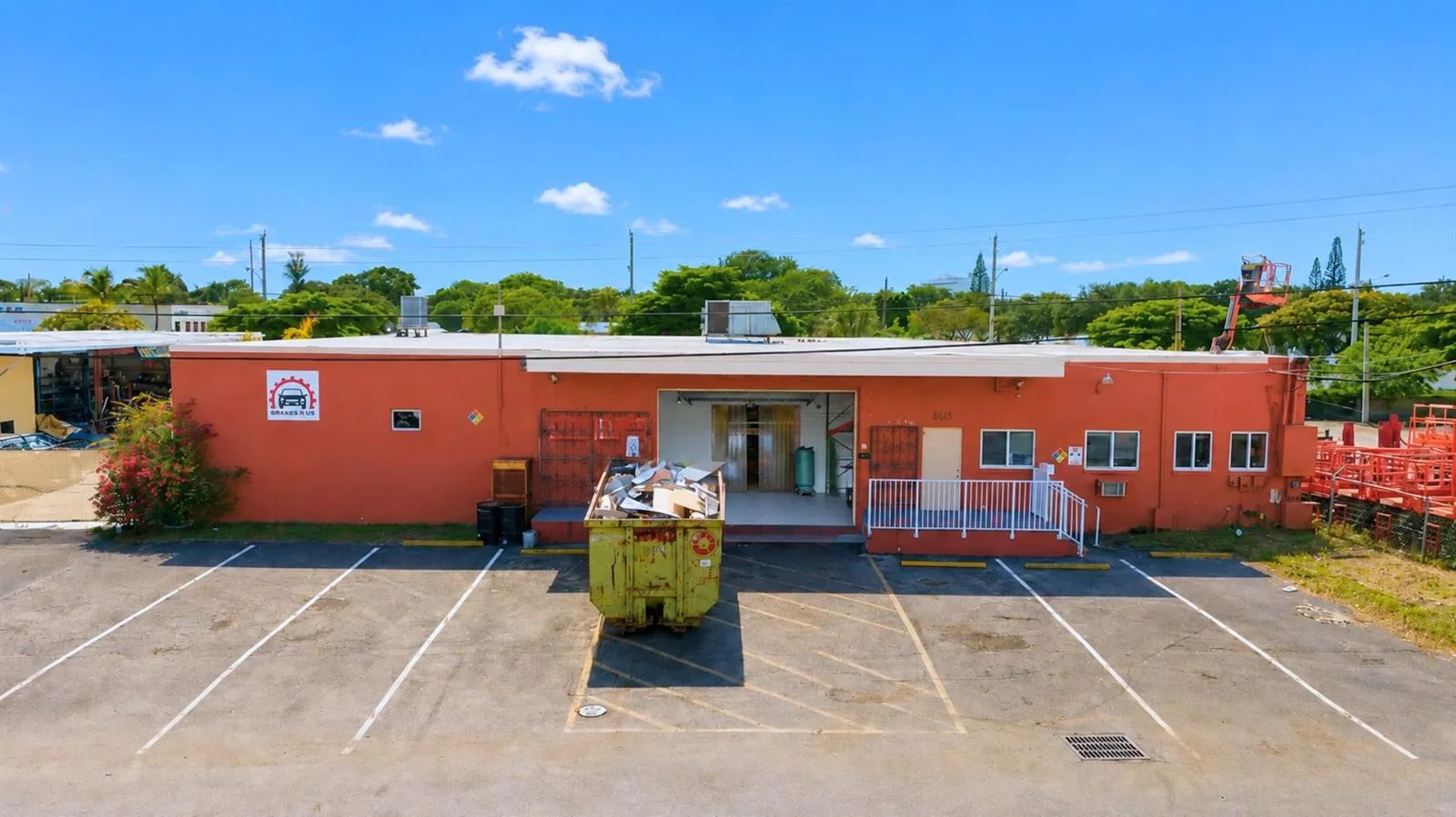 3411 NE 6th Terrace, Pompano Beach, FL 33064