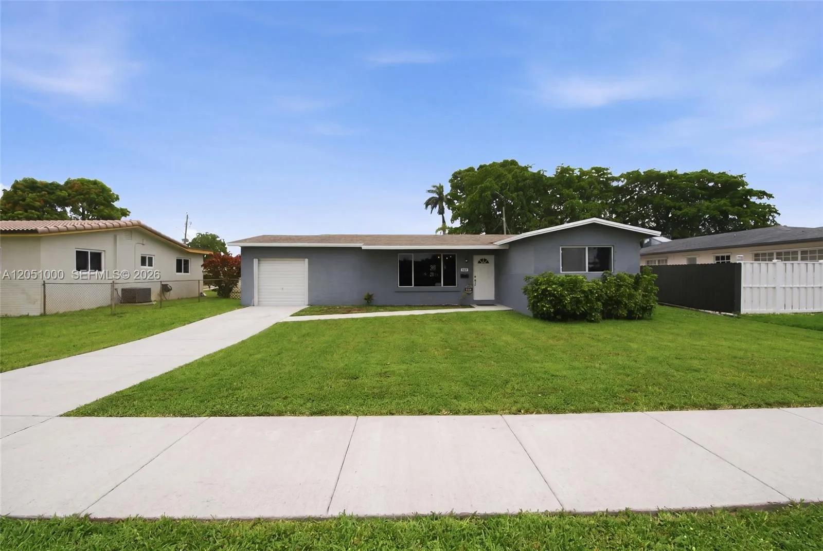 2901 Cleveland St, Hollywood, FL 33020 photo 3