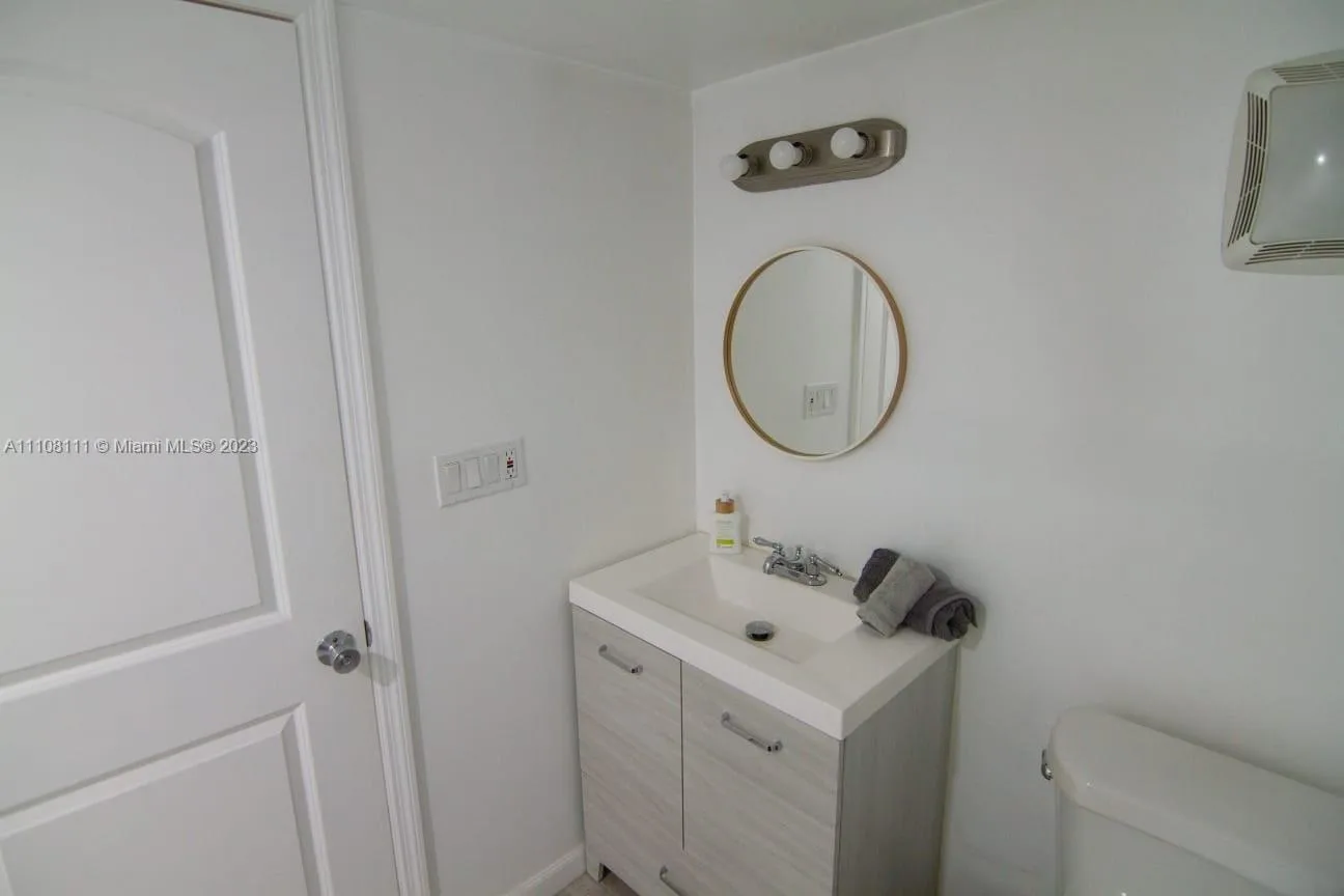 753 Michigan # 3A, Miami Beach, FL 33139 photo 10