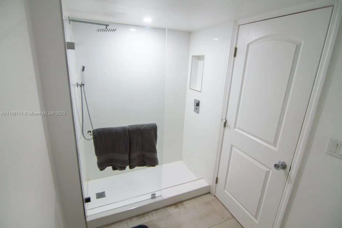 753 Michigan # 3A, Miami Beach, FL 33139 photo 11
