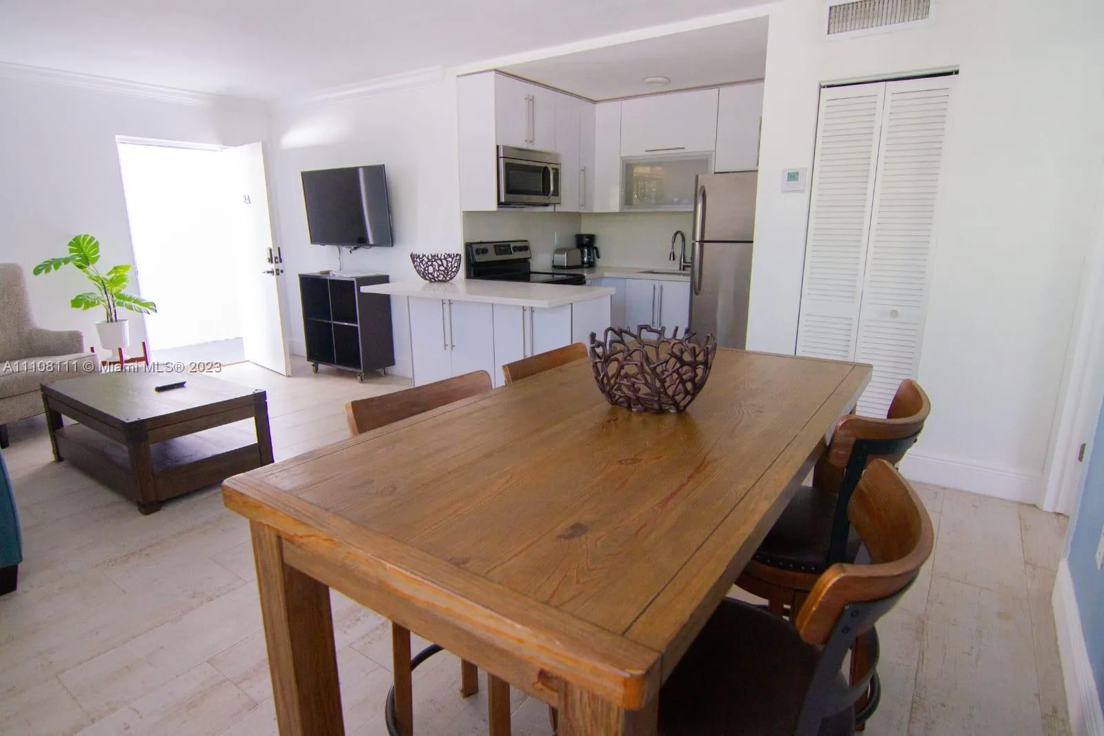 753 Michigan # 3A, Miami Beach, FL 33139 photo 9