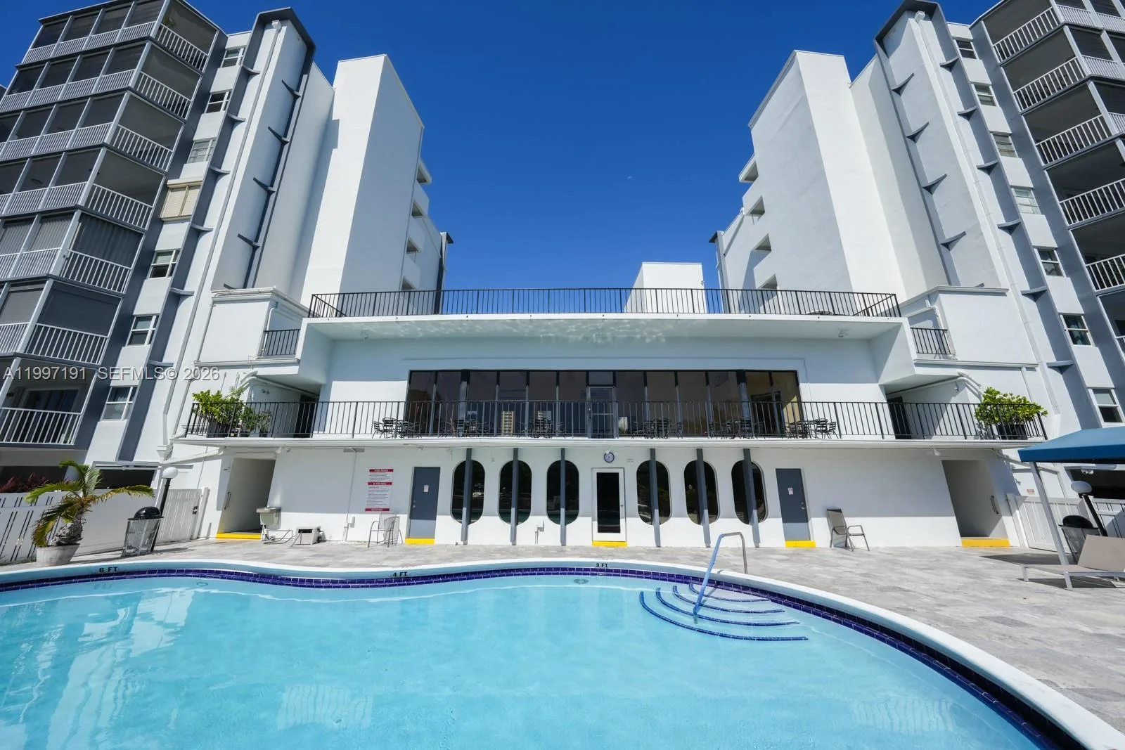 200 Diplomat Pkwy # 827, Hallandale Beach, FL 33009 photo 2