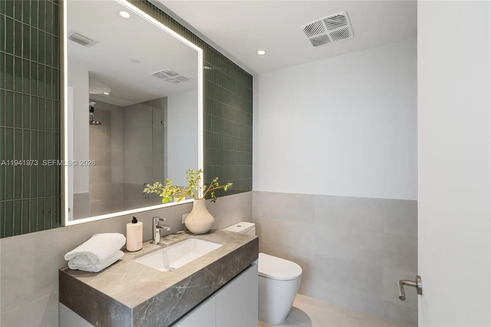500 Alton Rd # 2101/02, Miami Beach, FL 33139 photo 4