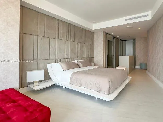 18555 Collins Ave # 5203, Sunny Isles Beach, FL 33160 photo 6