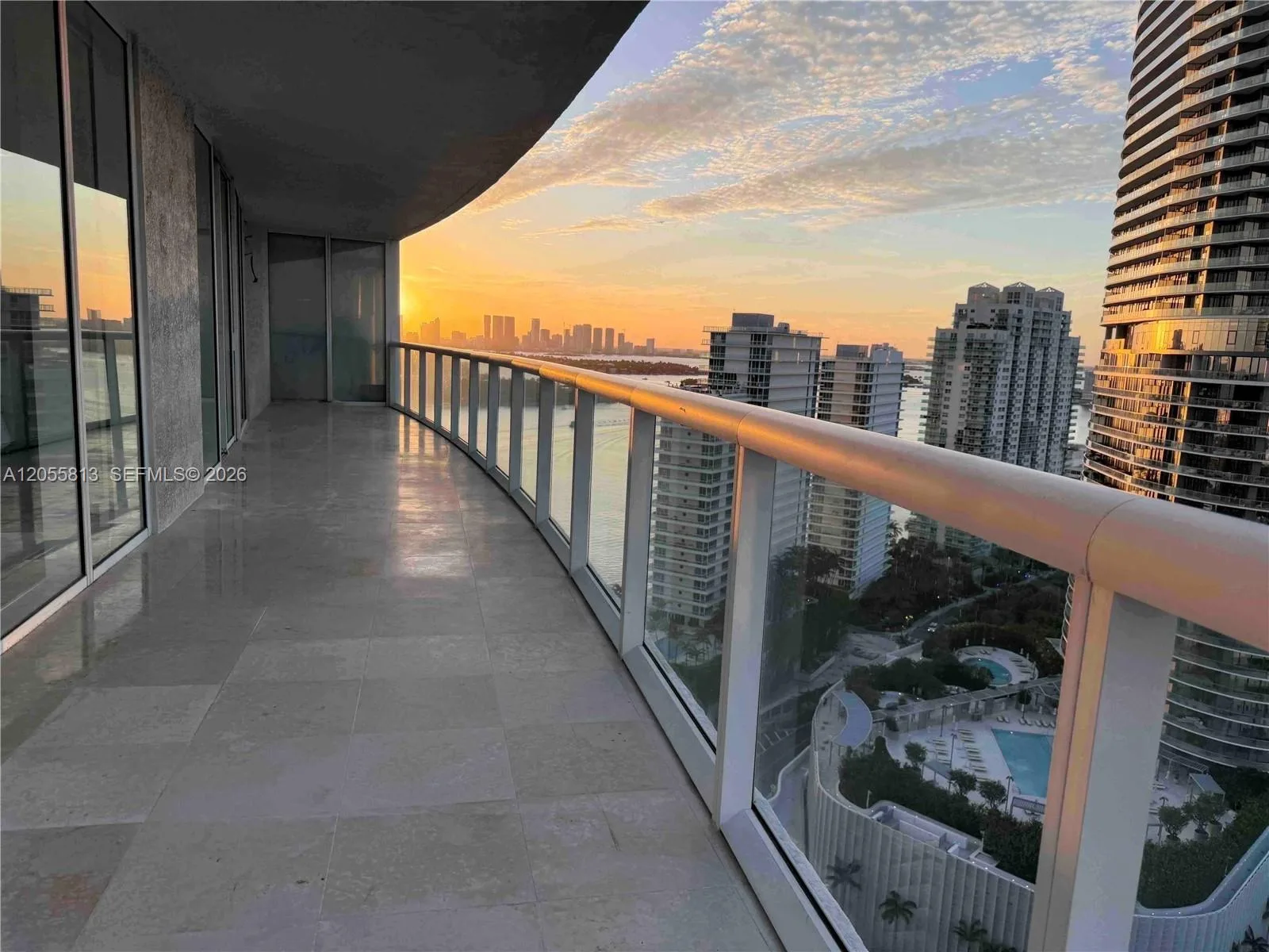 450 Alton Rd # 2610, Miami Beach, FL 33139 photo 3