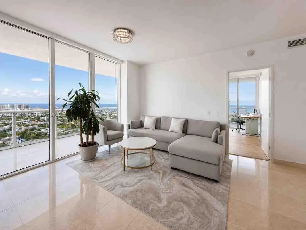 450 Alton Rd # 2610, Miami Beach, FL 33139 photo 4