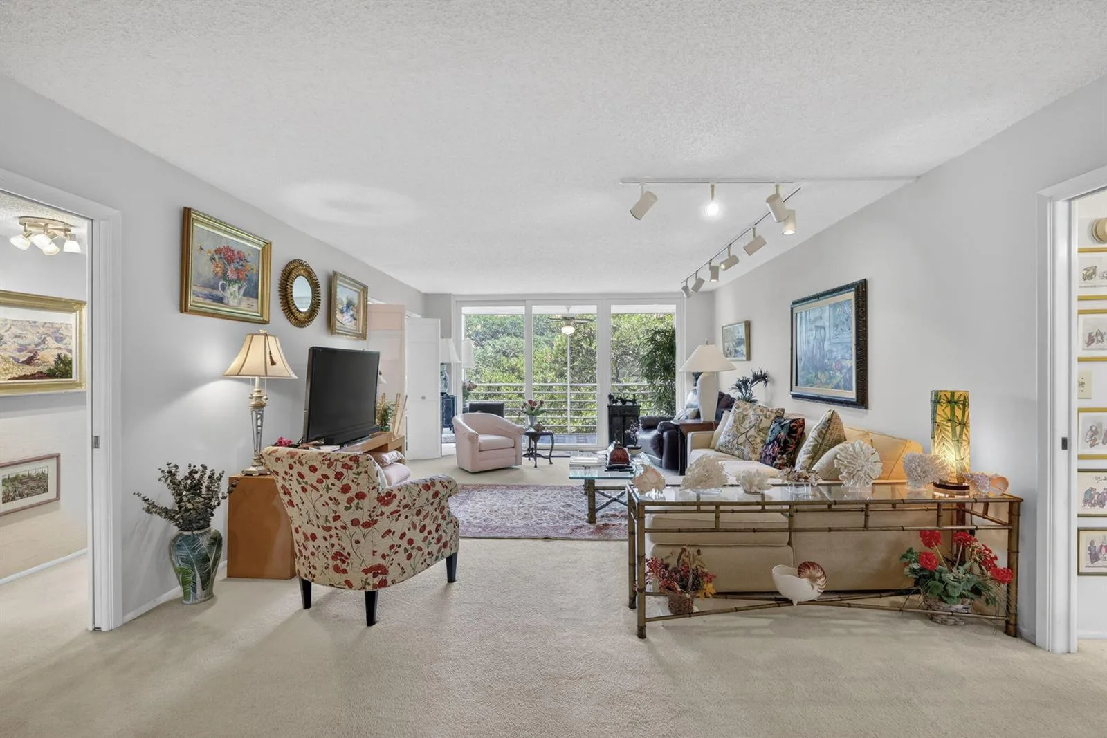3900 Oaks Clubhouse Drive # 410, Pompano Beach, FL 33069 photo 8