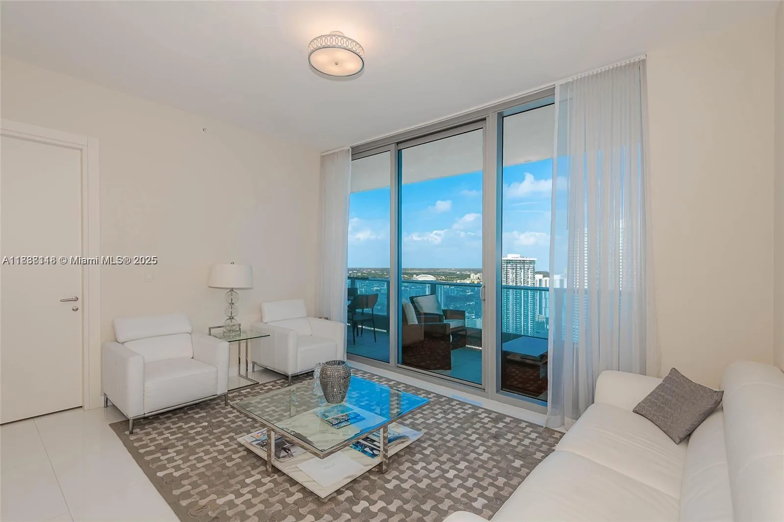 200 Biscayne Boulevard Way # 5109, Miami, FL 33131