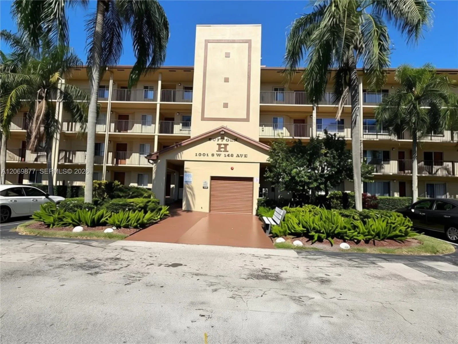 1301 SW 142nd Ave # 104-H, Pembroke Pines, FL 33027