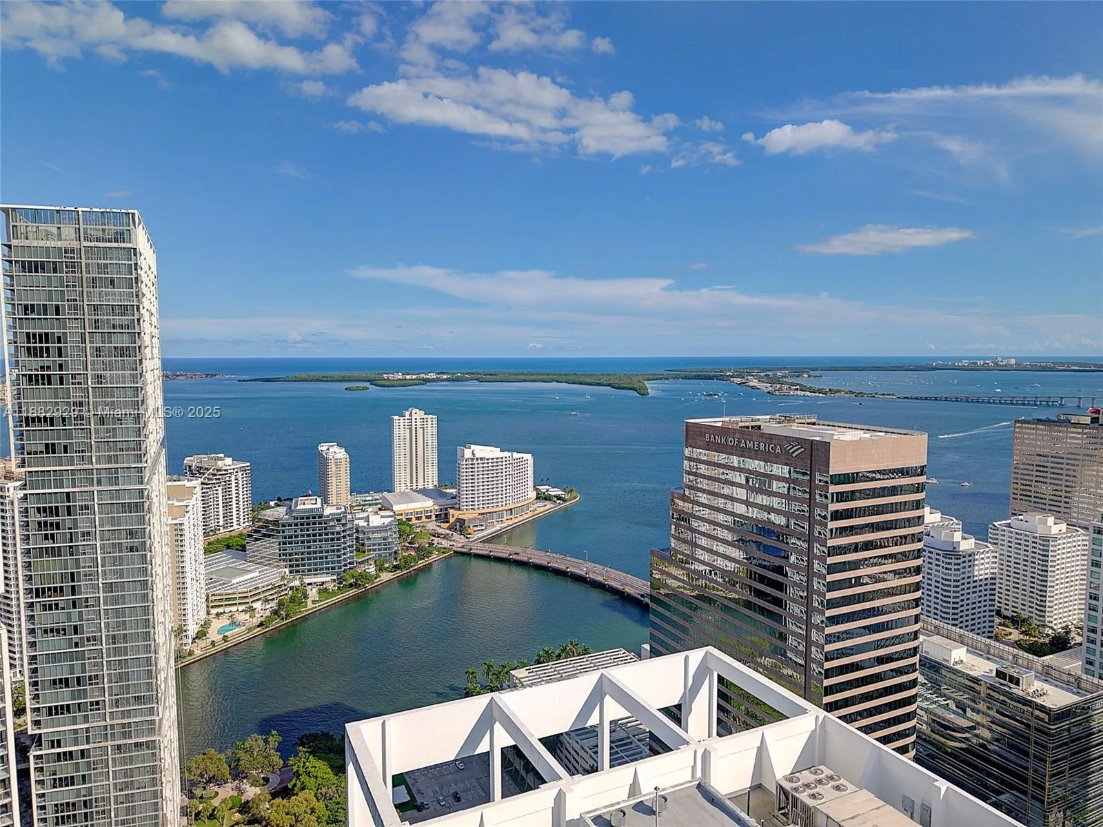 500 Brickell Ave # 1701, Miami, FL 33131