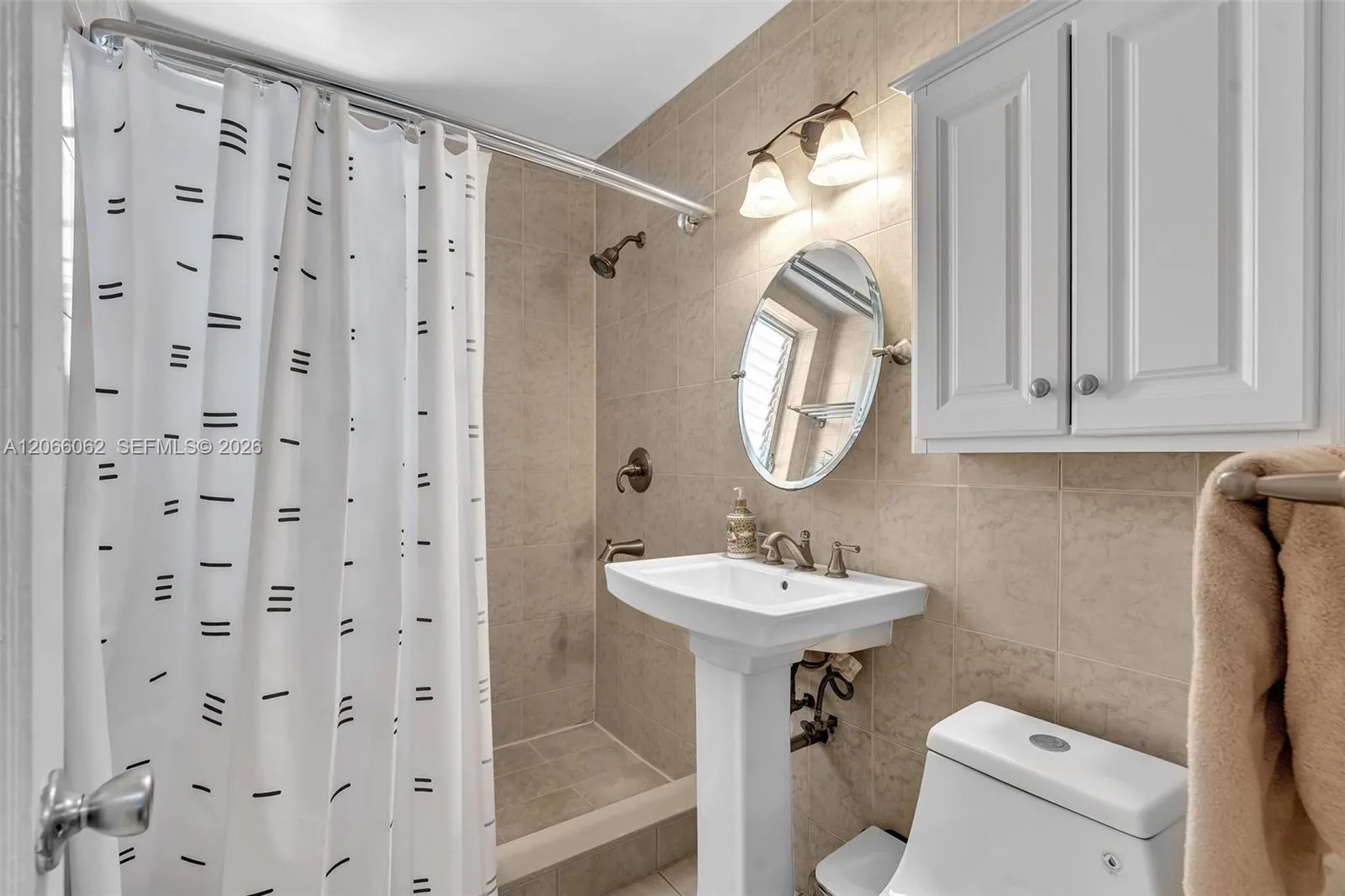 736 12th St # 5, Miami Beach, FL 33139 photo 9