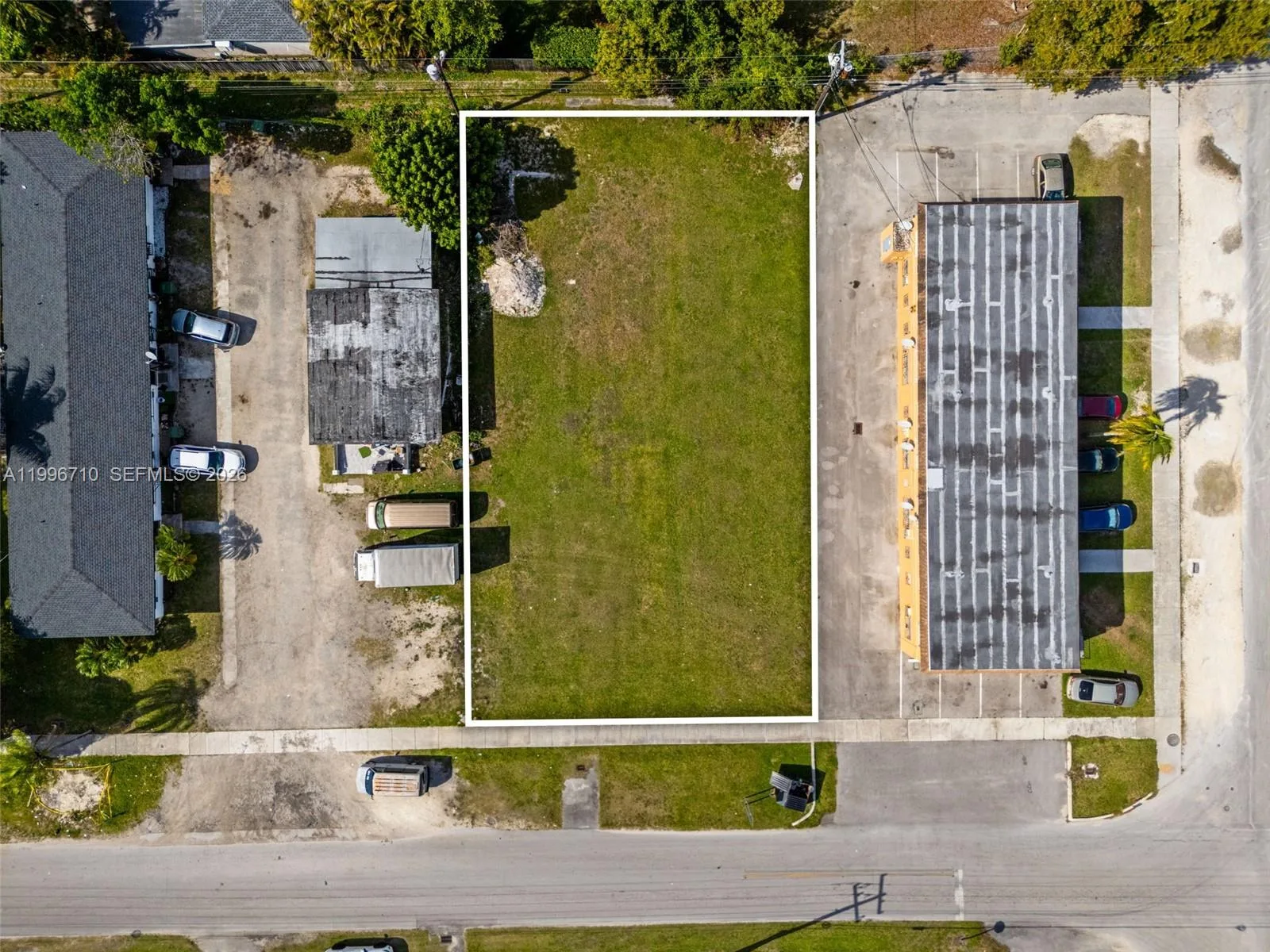 123 NW 6th St, Homestead, FL 33030 photo 2