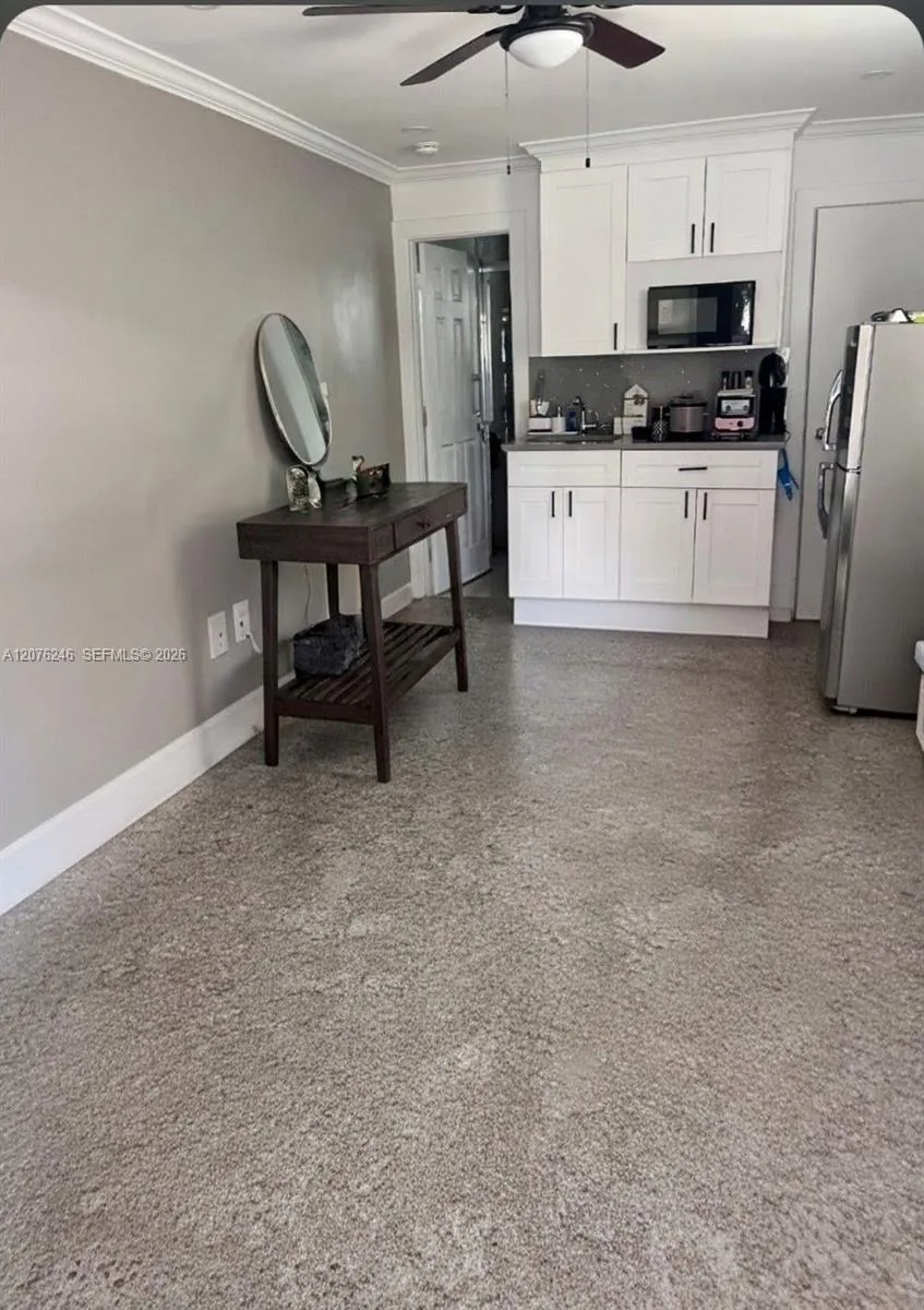 2500 Franklin Dr, Fort Lauderdale, FL 33311 photo 4