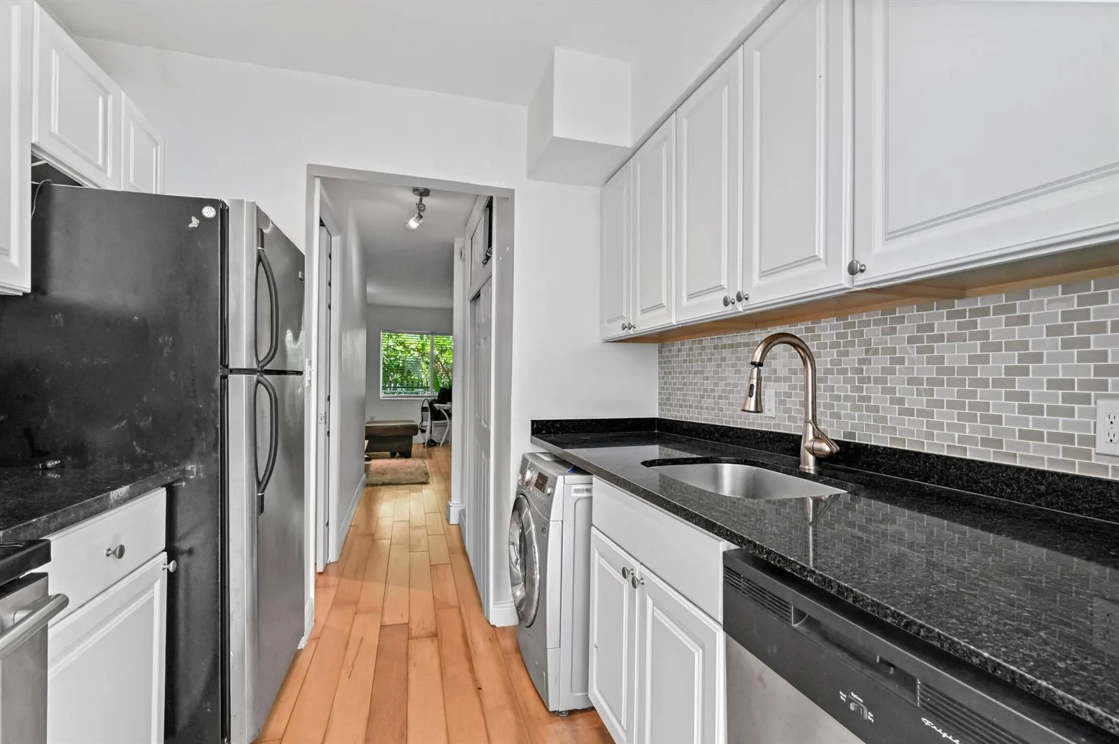 1035 Meridian Avenue # 5, Miami Beach, FL 33139 photo 9