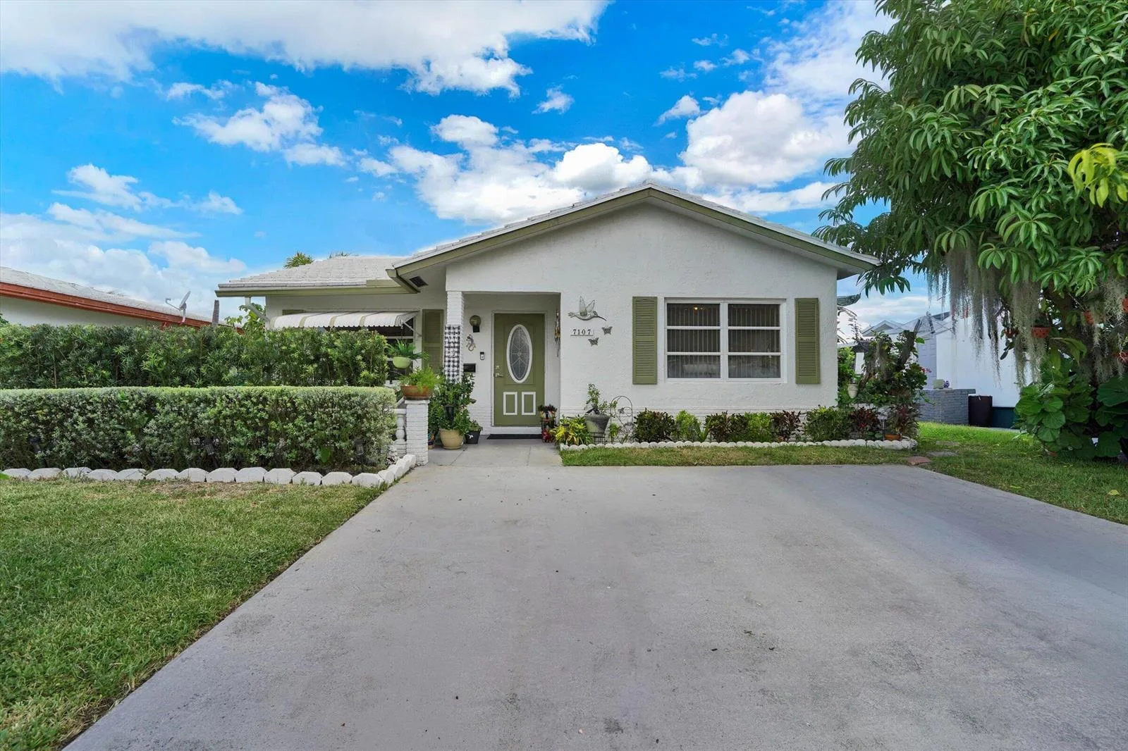 7107 NW 73RD Street, Tamarac, FL 33321
