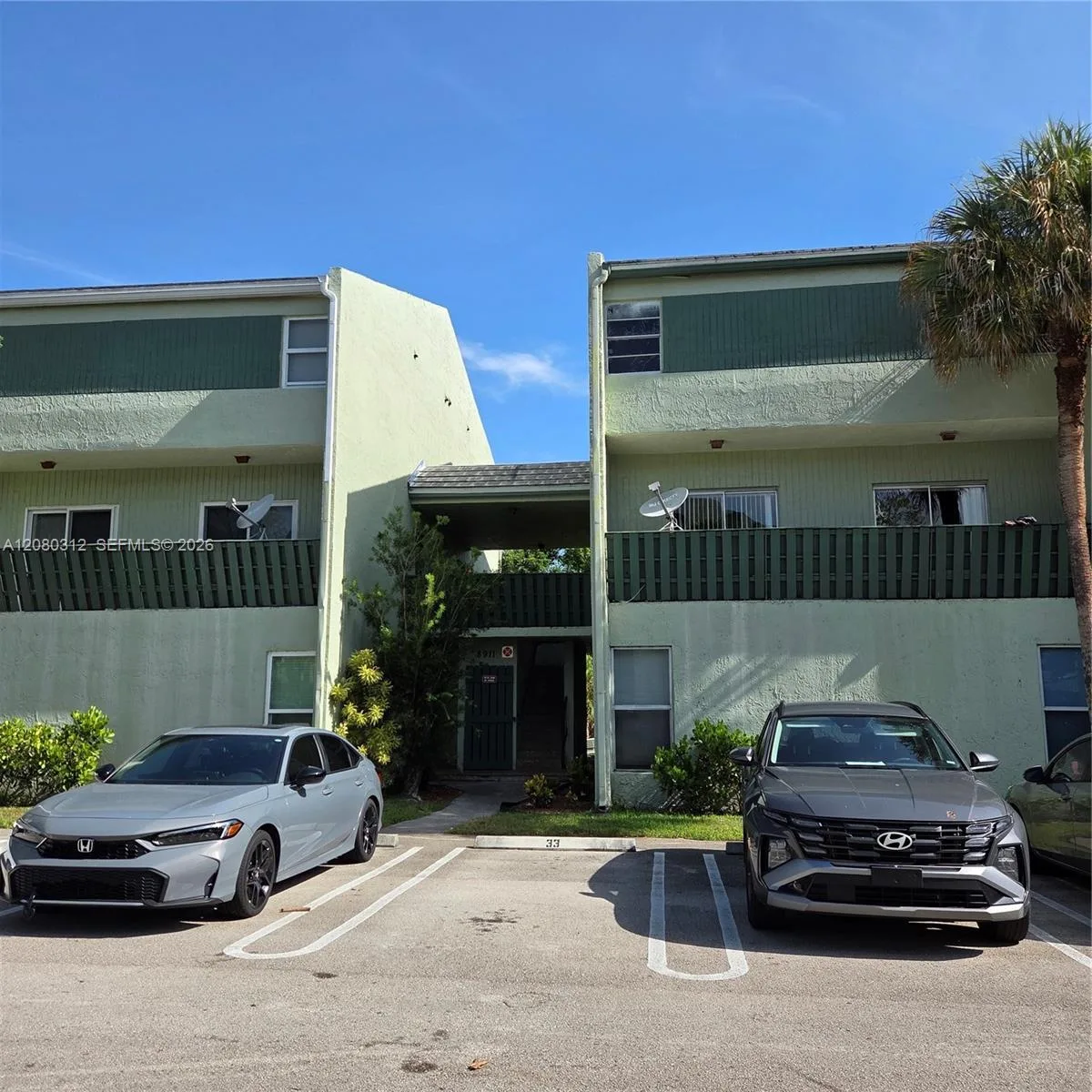 8911 NW 28th Dr # C, Coral Springs, FL 33065 photo 2