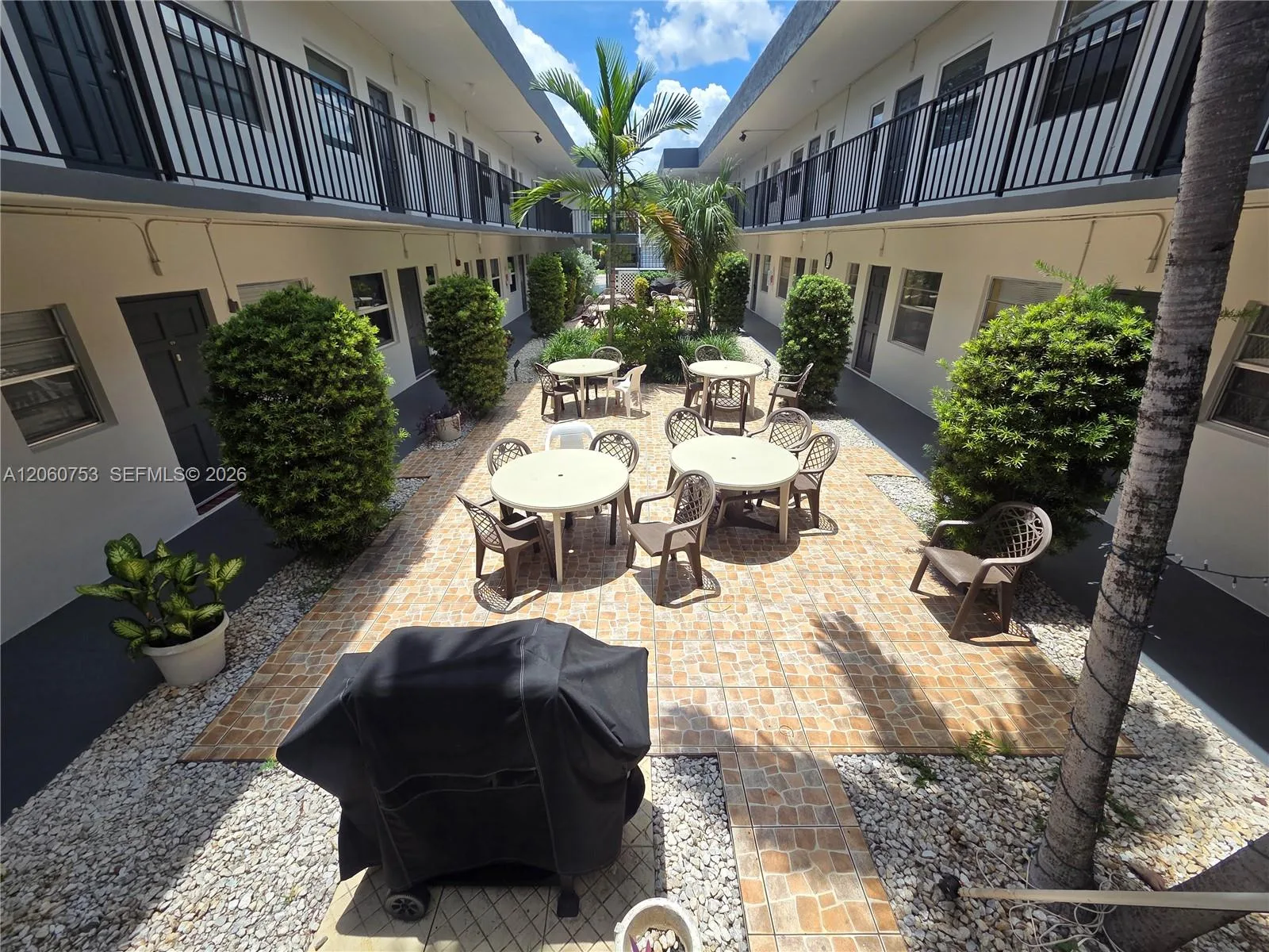 415 NE 2nd St # 229, Hallandale Beach, FL 33009 photo 4