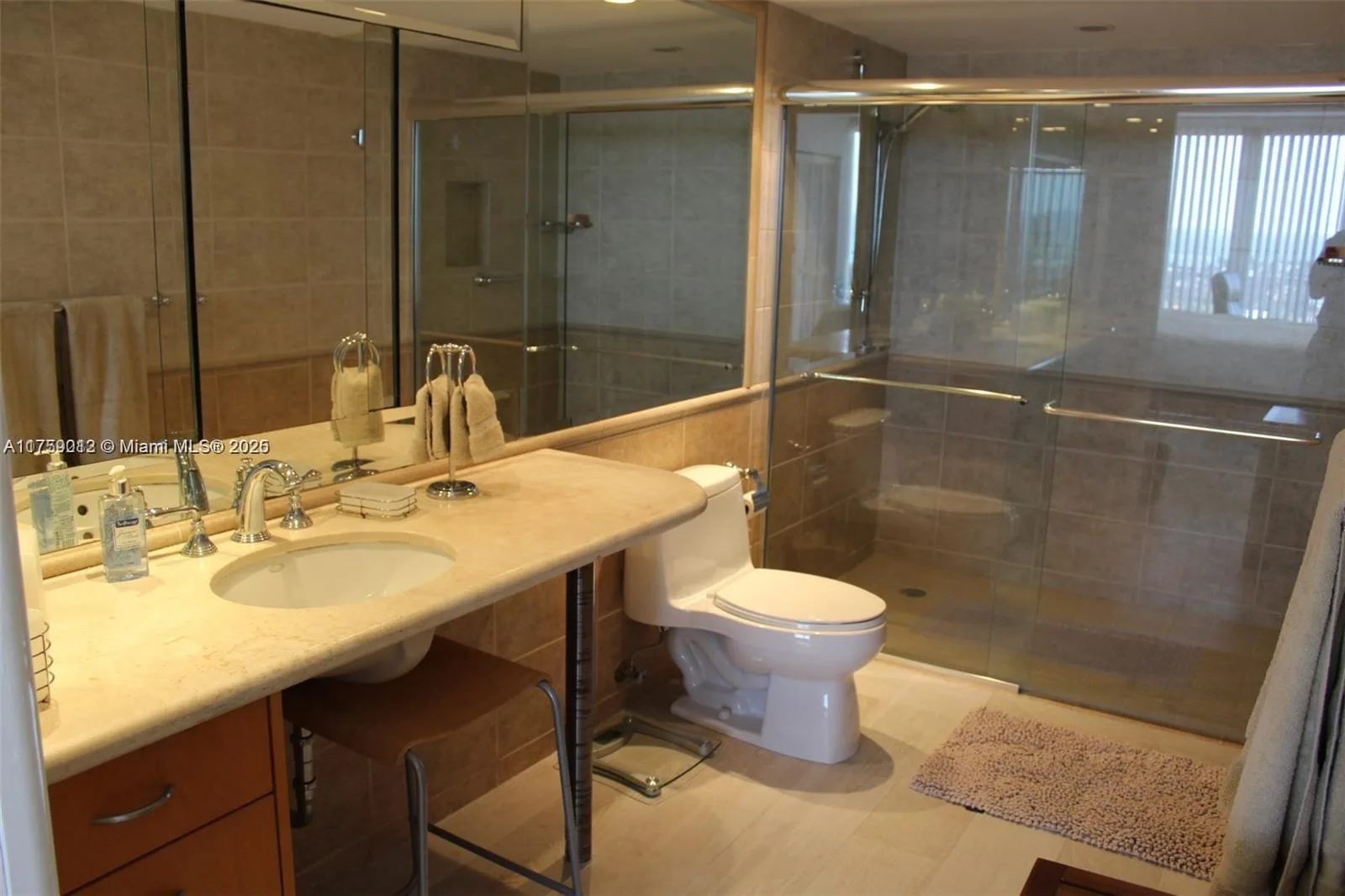 881 Ocean Dr # 22F, Key Biscayne, FL 33149 photo 13