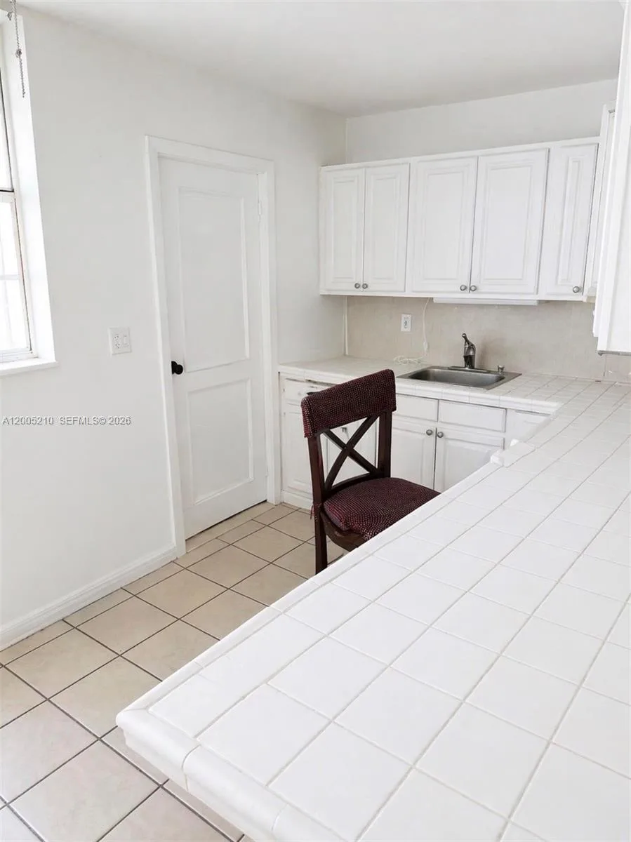 2861 Leonard Dr # F514, Aventura, FL 33160 photo 6