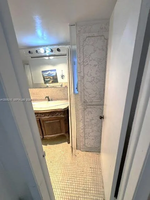 2861 Leonard Dr # F514, Aventura, FL 33160 photo 9