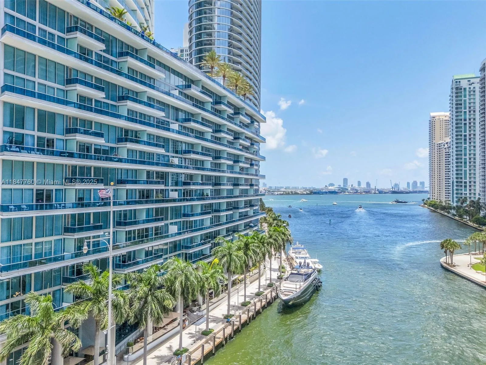 200 Biscayne Boulevard Way # 302, Miami, FL 33131