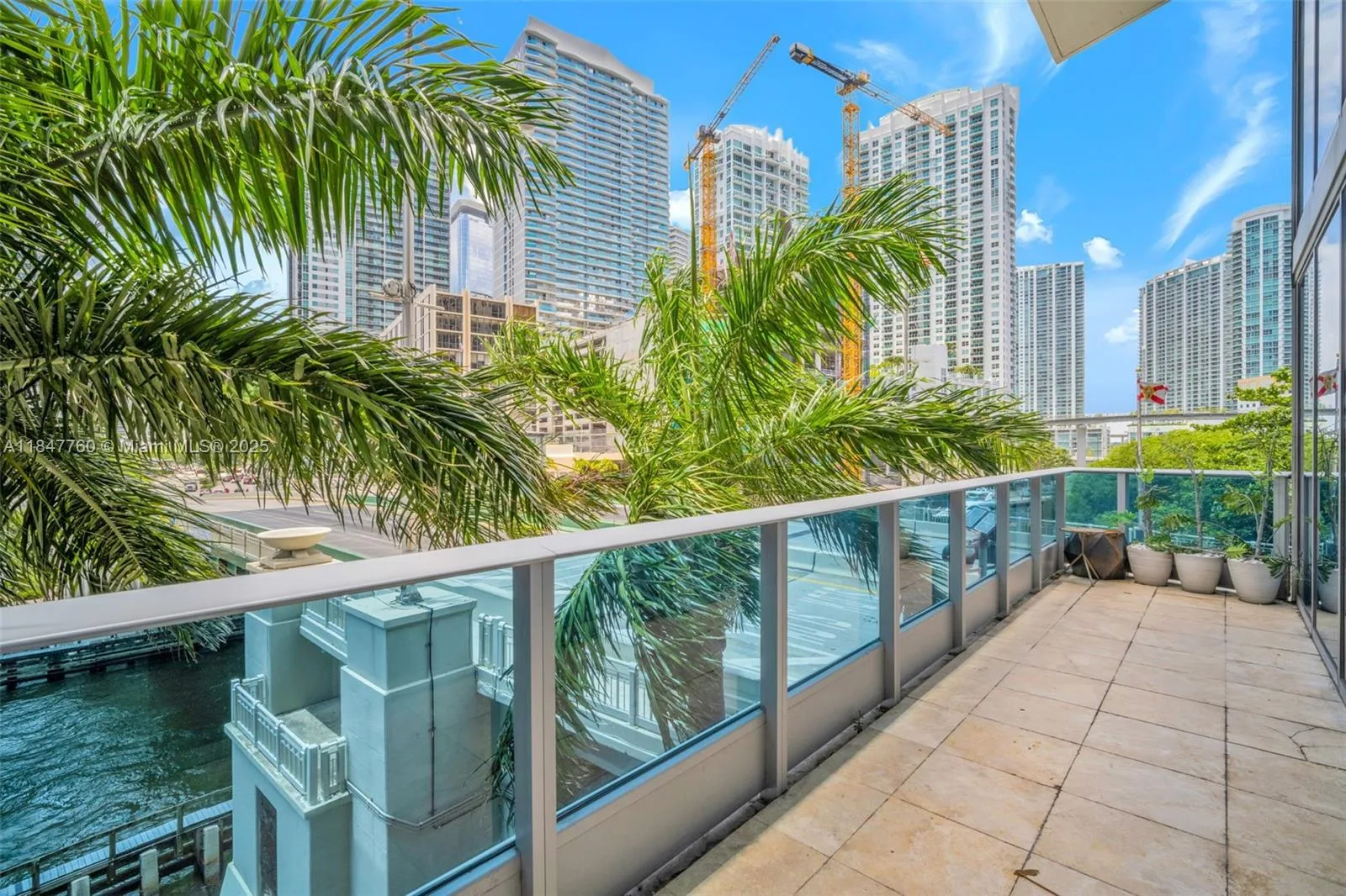 200 Biscayne Boulevard Way # 302, Miami, FL 33131 photo 4