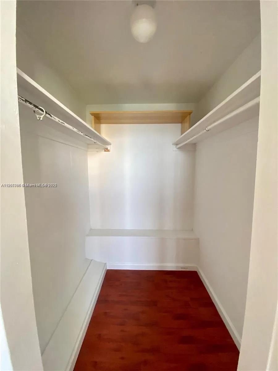825 Brickell Bay Dr # 742, Miami, FL 33131 photo 7