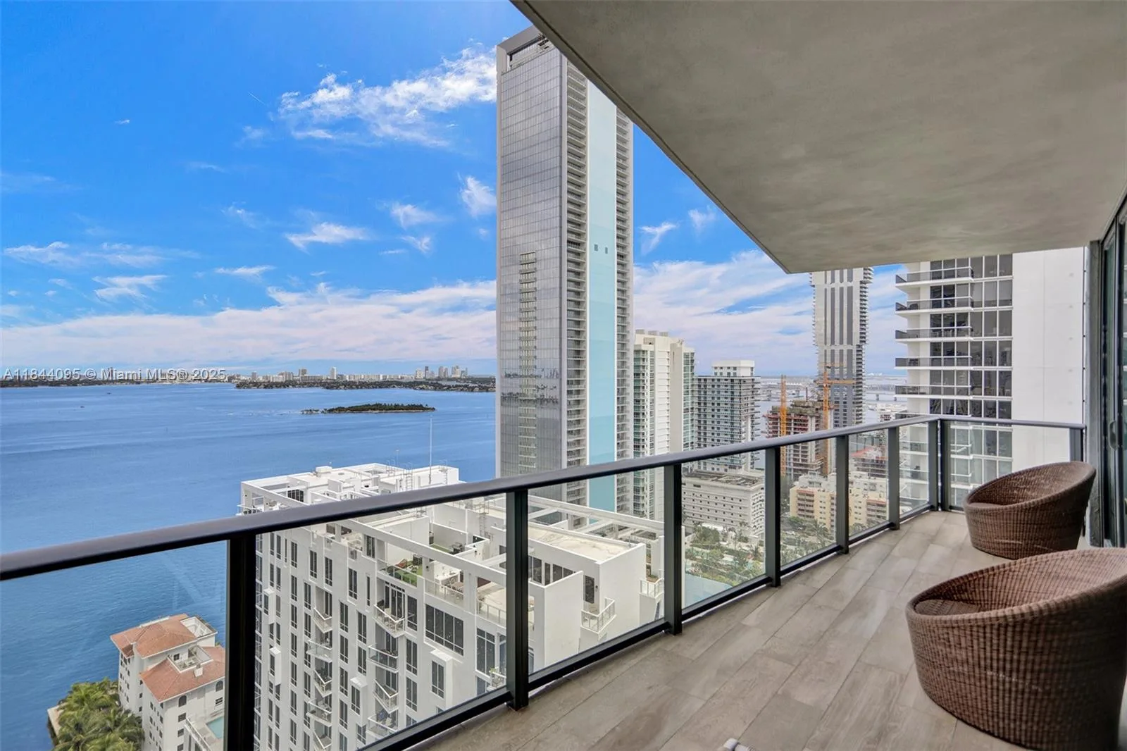 460 NE 28th St # 2608, Miami, FL 33137 photo 3
