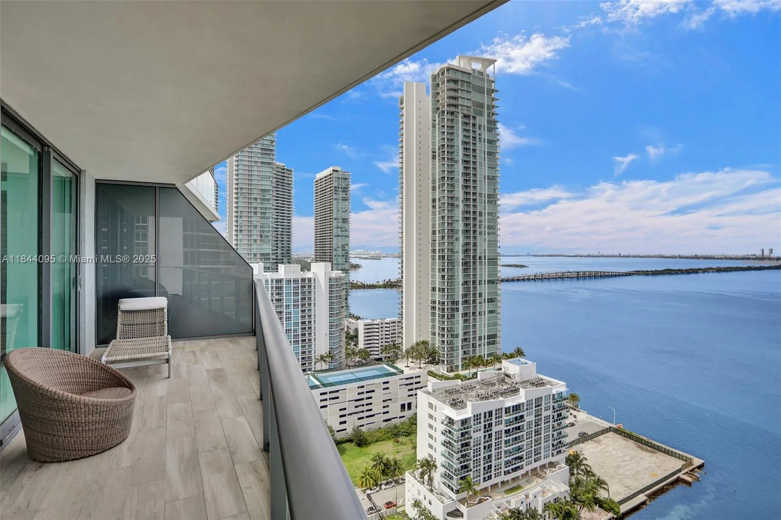 460 NE 28th St # 2608, Miami, FL 33137 photo 4