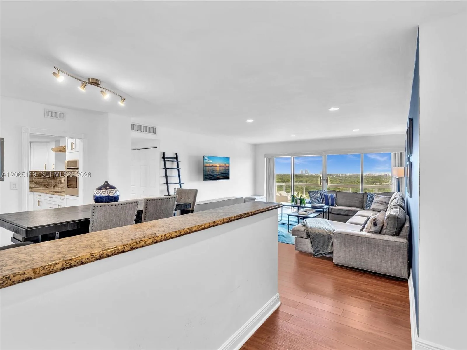 2451 S Brickell Ave # 20M, Miami, FL 33129 photo 6