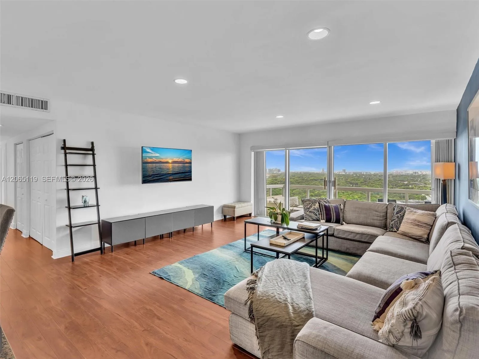 2451 S Brickell Ave # 20M, Miami, FL 33129 photo 9