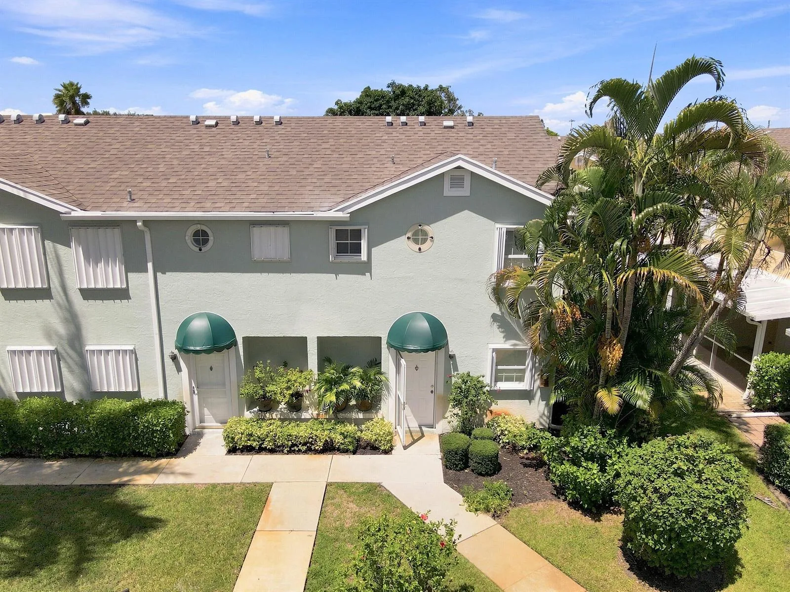 211 Waterside Drive, Hypoluxo, FL 33462