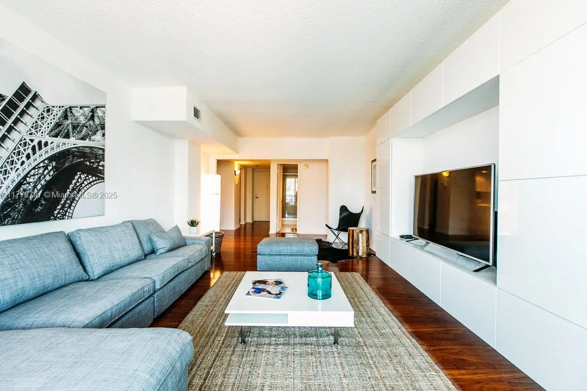 19370 Collins Ave # 326, Sunny Isles Beach, FL 33160 photo 3