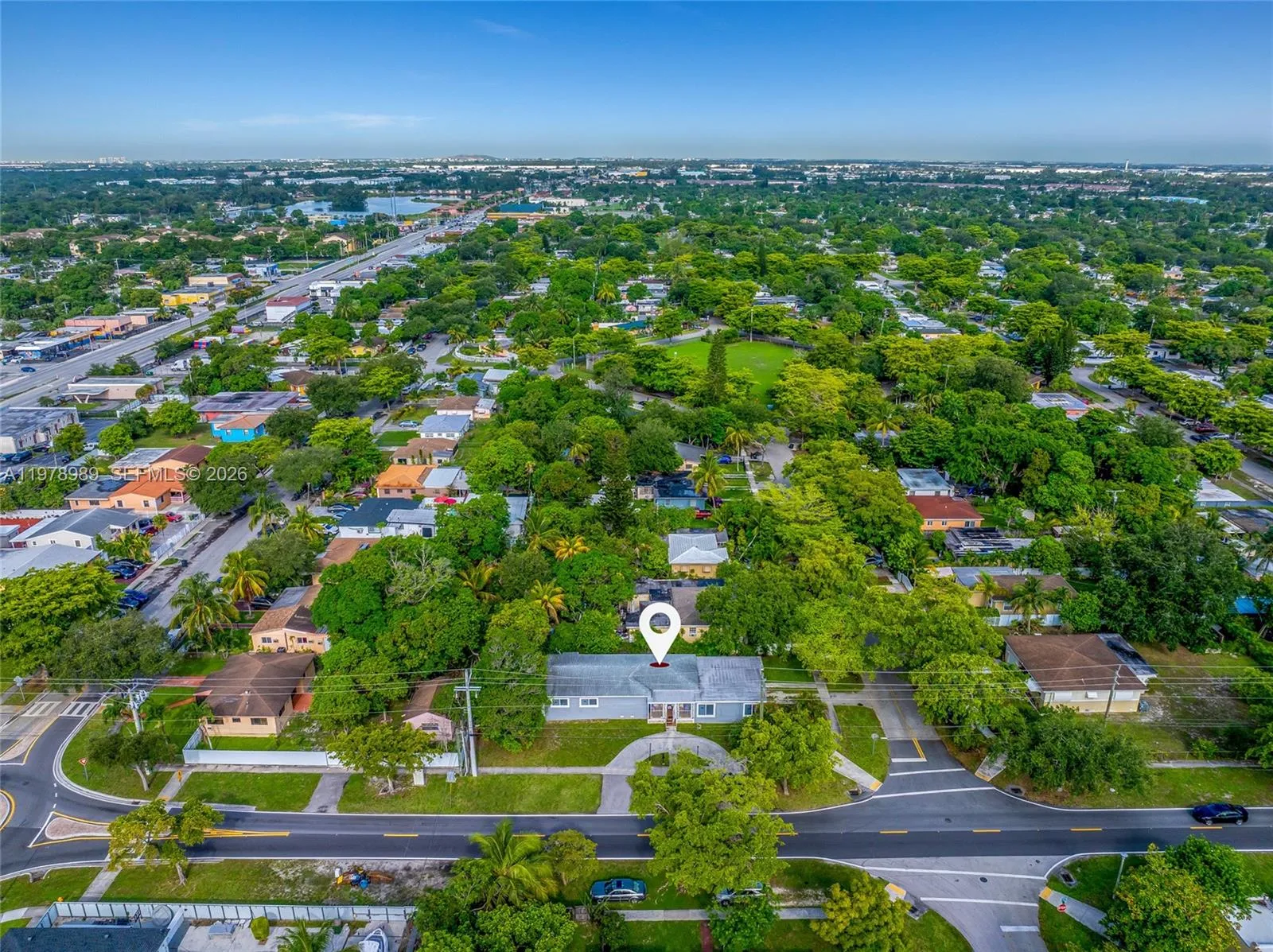 12090 NW 12th Ave, North Miami, FL 33168 photo 4