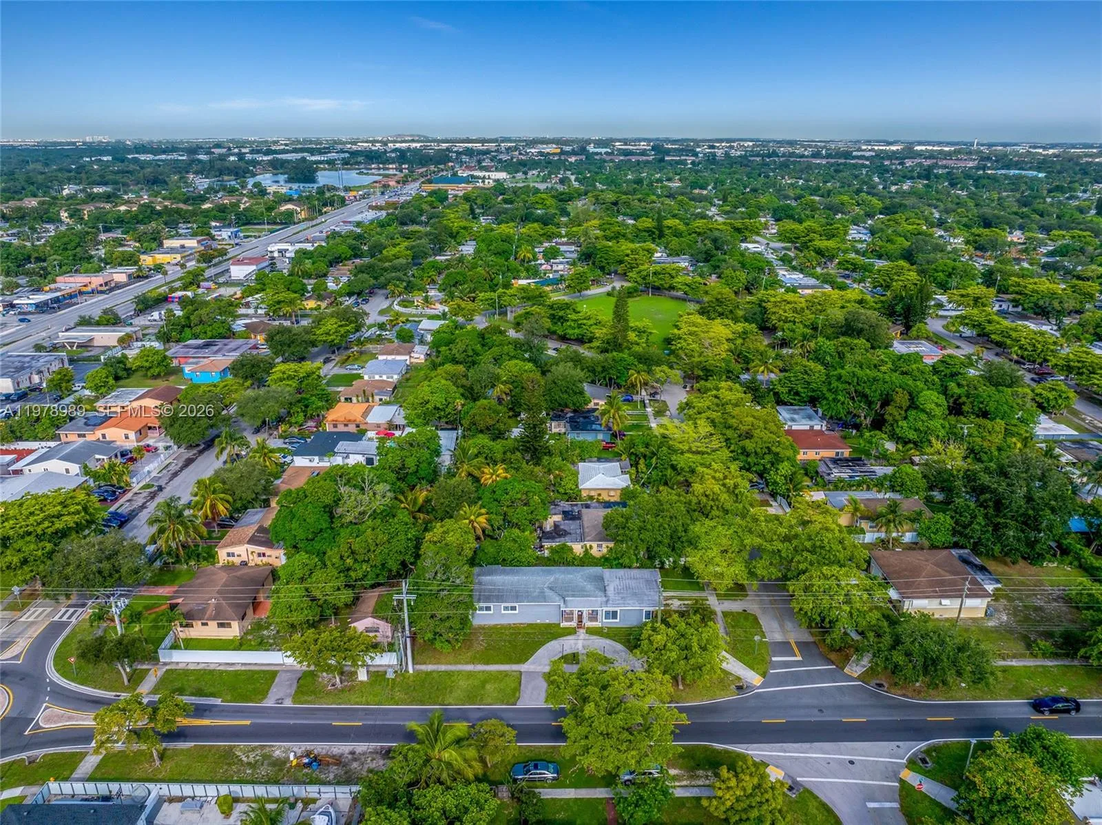 12090 NW 12th Ave, North Miami, FL 33168 photo 5