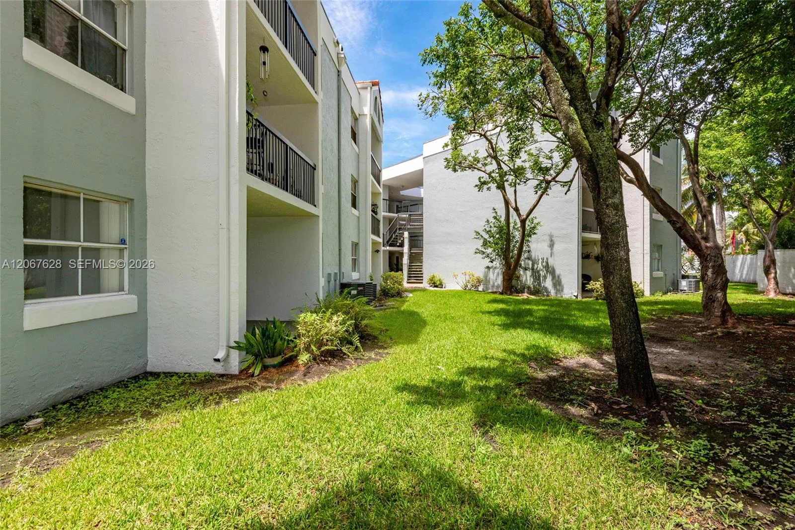 6272 NW 186th St # 106, Miami, FL 33015 photo 3