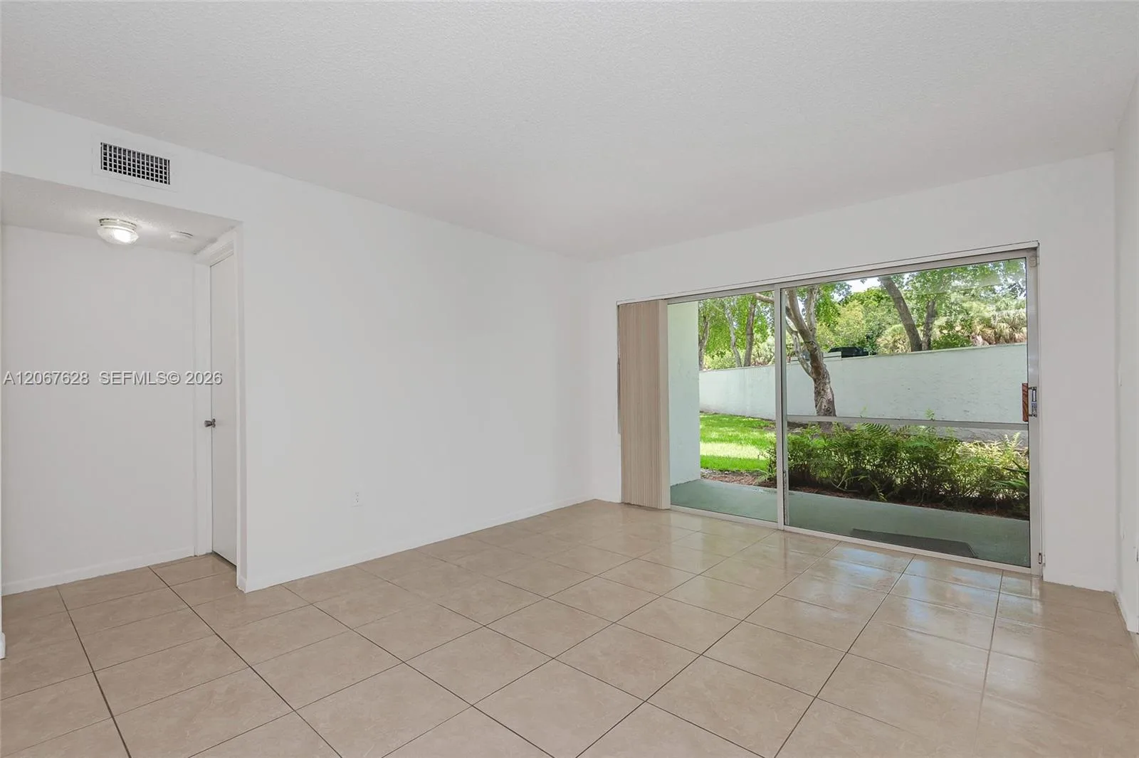 6272 NW 186th St # 106, Miami, FL 33015 photo 6