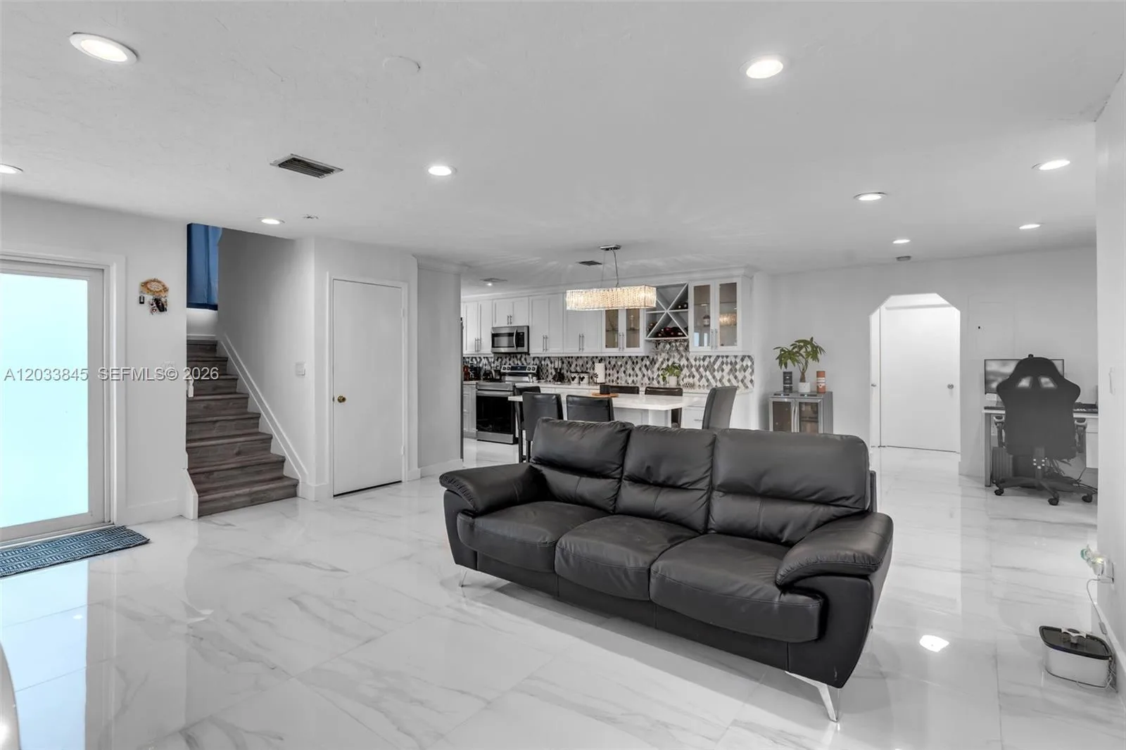 979 NW 126th Path, Miami, FL 33182 photo 6